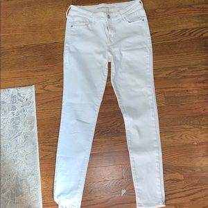 White skinny jeans. Size 2